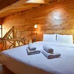 מלון Babakamp Eco Ranch& Retreat פאטהיה