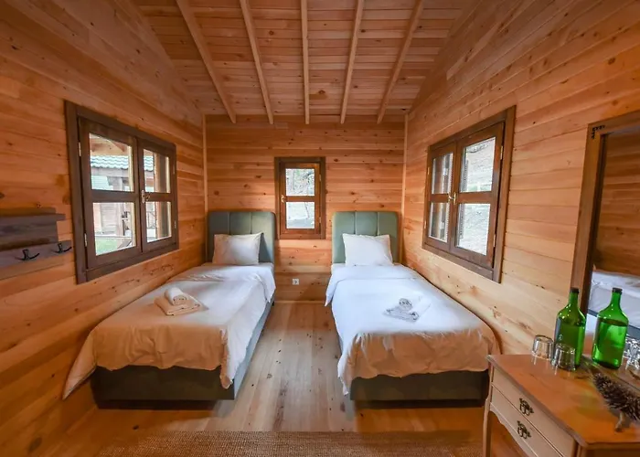 Babakamp Eco Ranch& Retreat מלון 4*