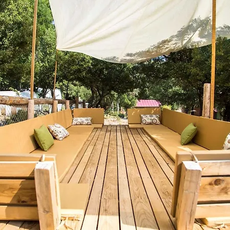 Babakamp Eco Ranch& Retreat Otel 4*